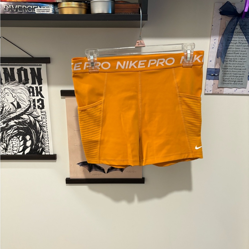 Nike Pro 3” Active Shorts